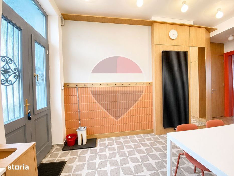Apartament cu 2 camere de închiriat în zona Ultracentral