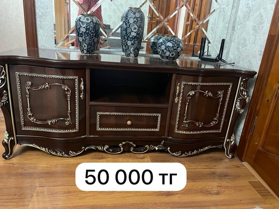 Продается комод (мебель)