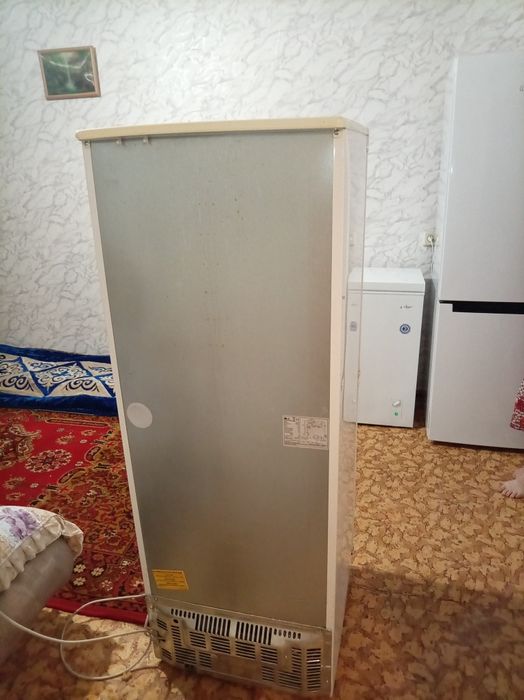 Продам холодильник