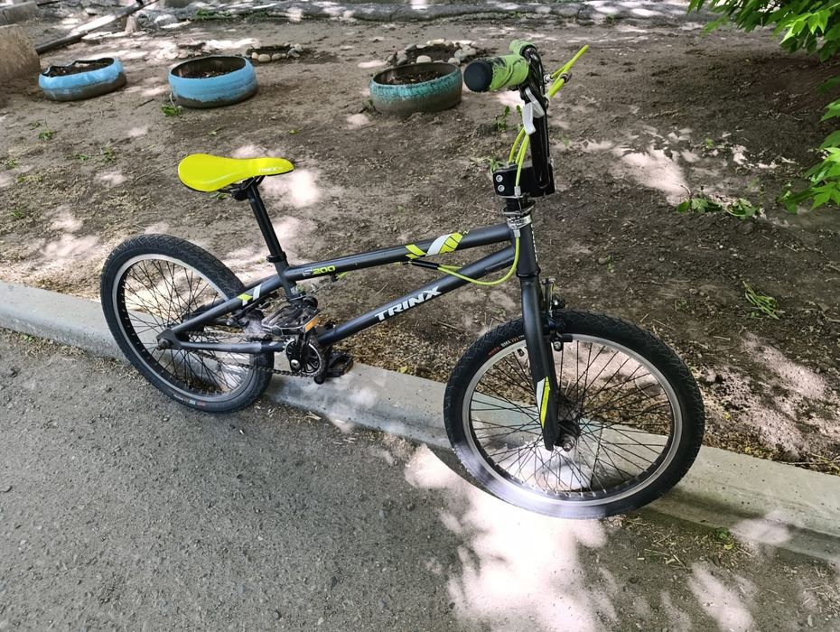 Велосипед BMX TRINX S200 б/у.