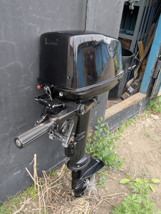 Лодочный мотор Ветерок 12