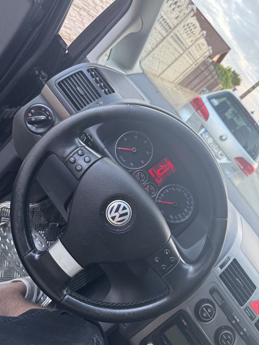 Vw cross touran