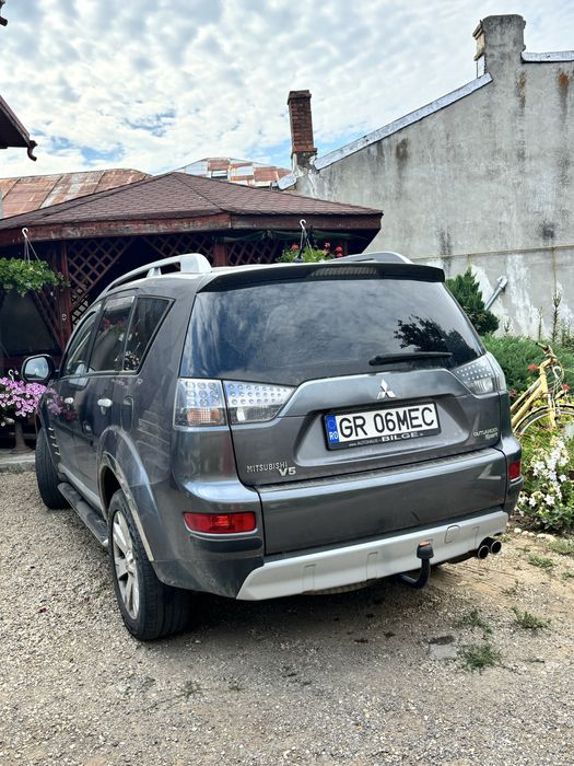 MITSUBISHI Outlander 2009 — imagine 2