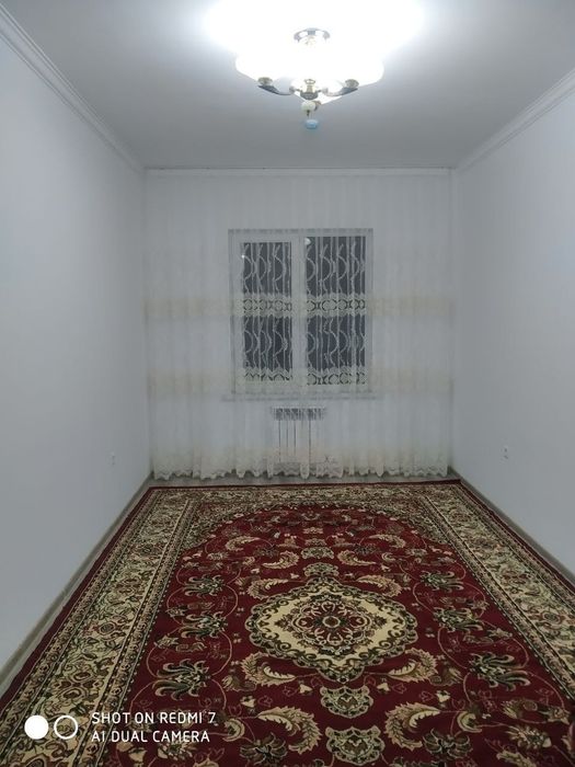 Uy sotiladi juda guzal holatda