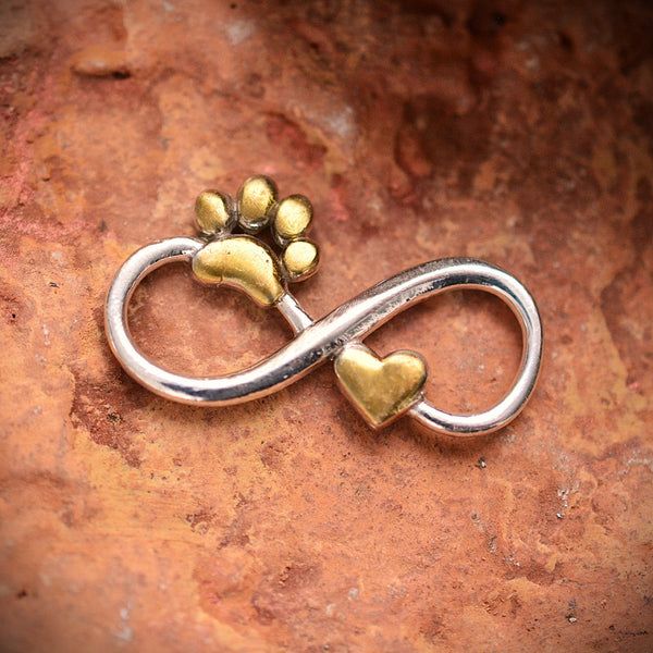 Сребърен медальон 925 „Безкрайност със сърце и лапичка“