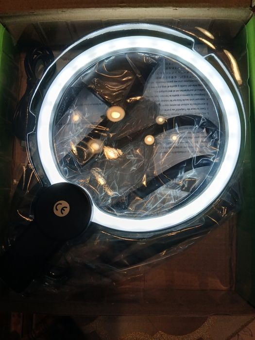 Продаётся увеличительное стекло с подсветкой