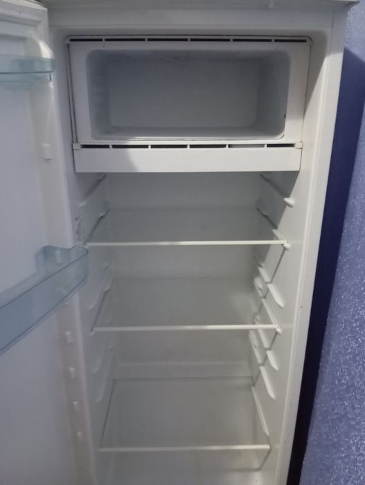 Холодильник бирюса