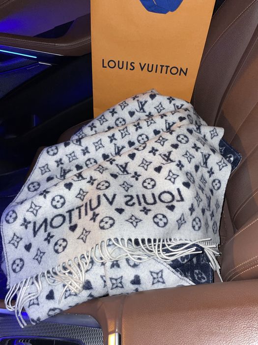 Esarfa originala Louis Vuitton din lână noua