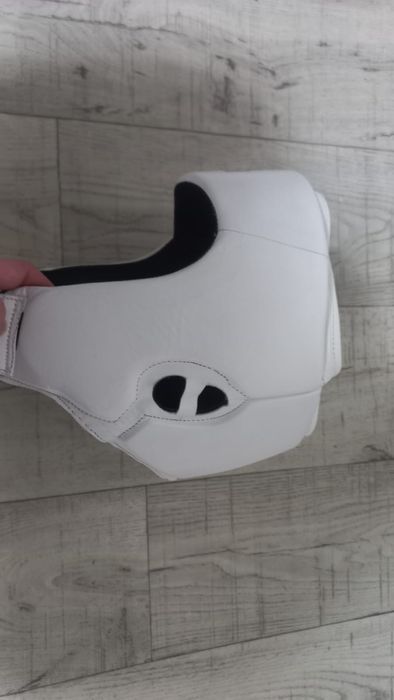 Продам шлем для бокса