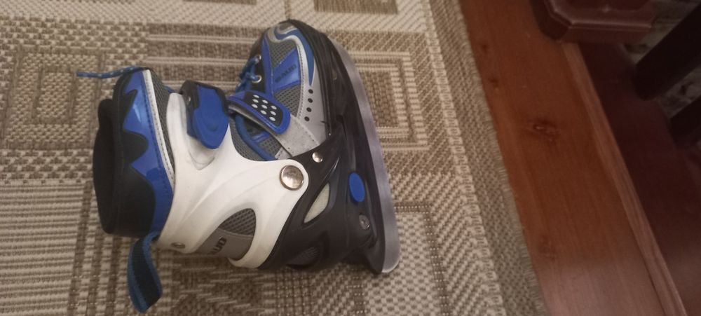 Продаю-коньки для детей