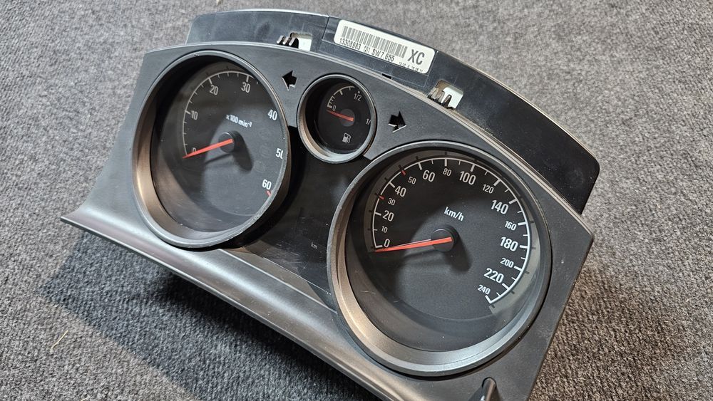 ceasuri de bord opel astra h