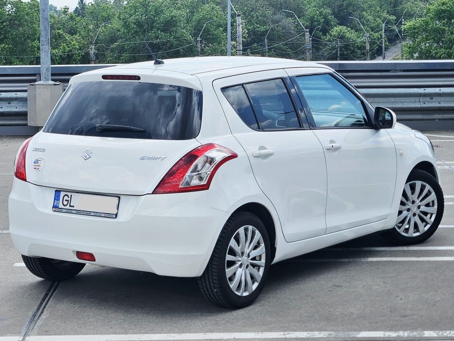 SUZUKI Swift 2011 — imagine 3