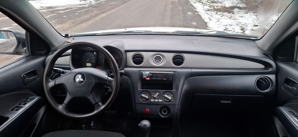 Mitsubishi outlander 2003