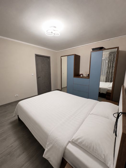 Apartament 3 camere - Piața Progresul