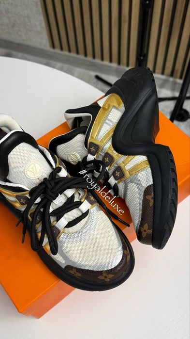 Adidași damă Louis Vuitton