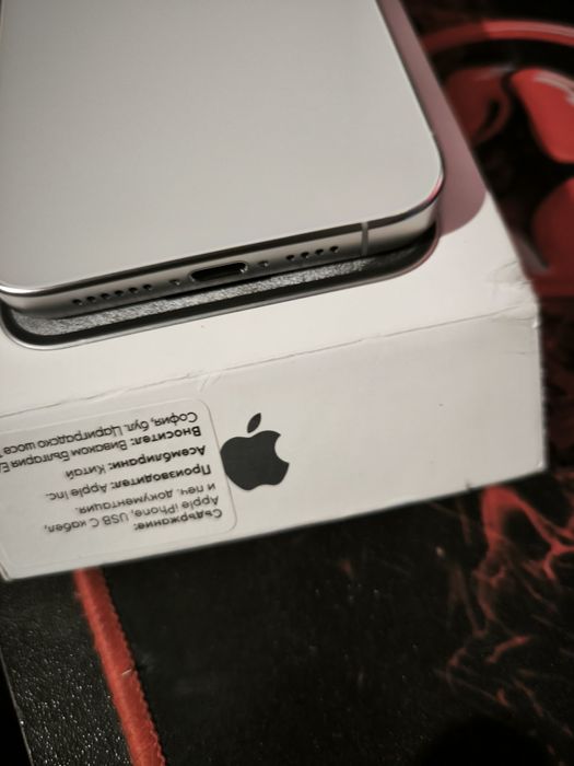 iPhone 15 Pro Max(Като Нов)