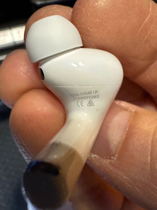 Airpods Pro 3 noi, sigilate! Compatibile IOS 26
