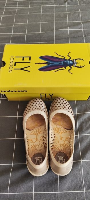 Обувки Fly London