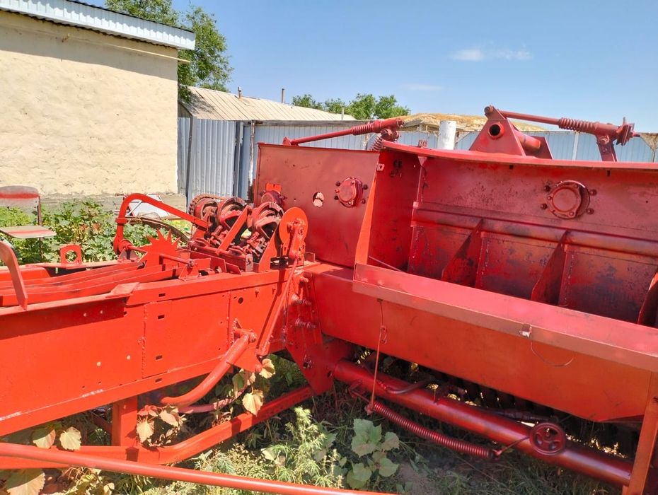 Продам прессподборщик