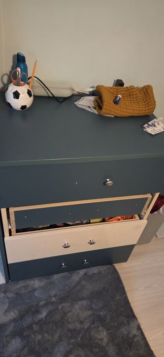 Детско обзавеждане спешно