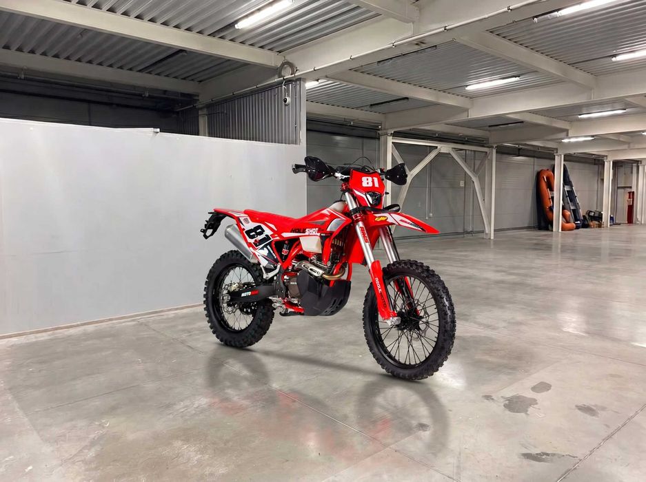Мотоцикл Regulmoto Holeshot Red Edition