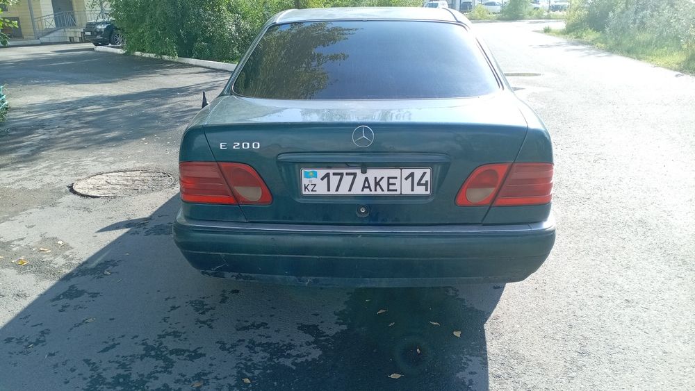 Легковой автомобиль