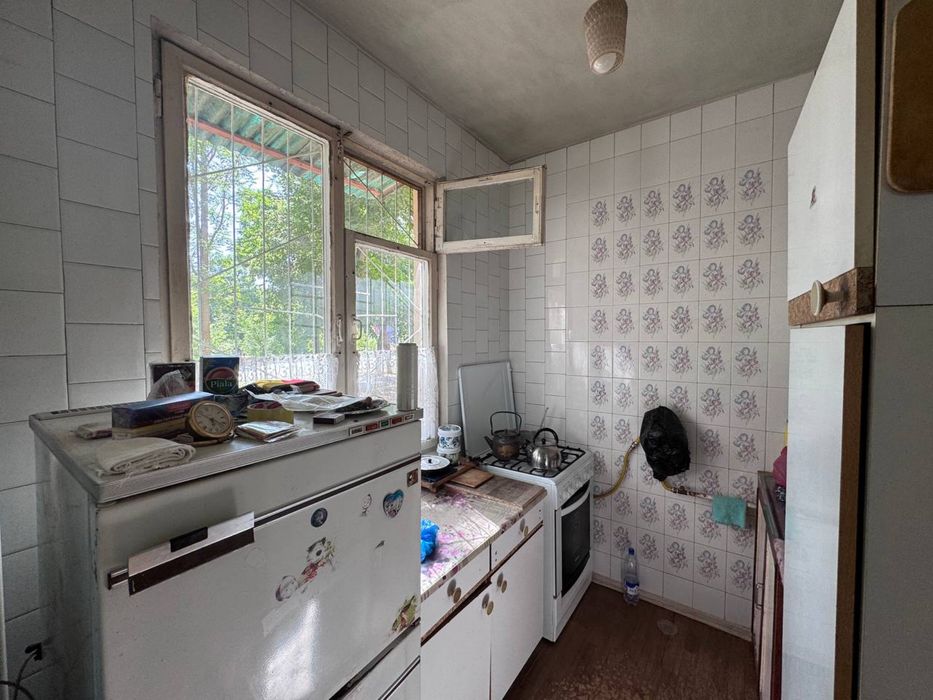 Учтепа 12 квартал первая линия у дороги 4/1/4 76.11 кв.м. Ипотека=