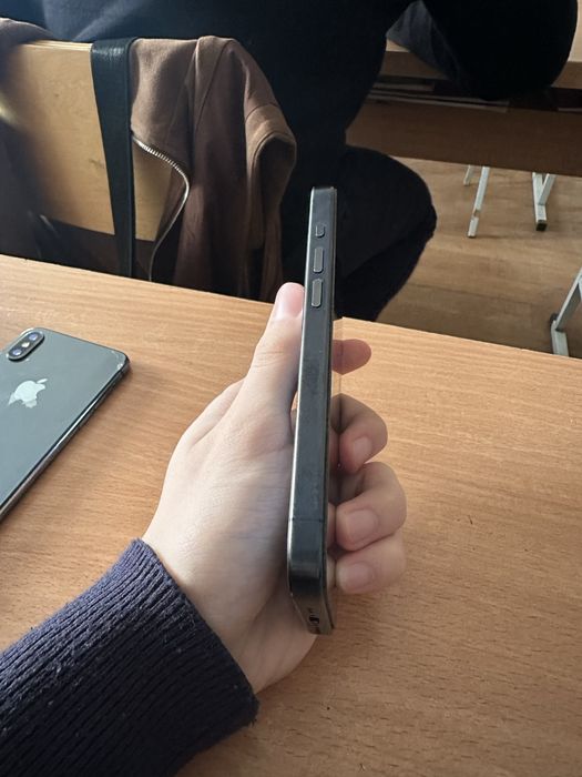 iPhone 15 Pro 256 / GB