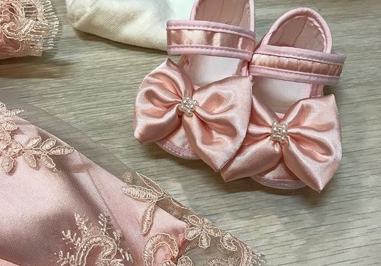 Продам шикарное платье для девочки