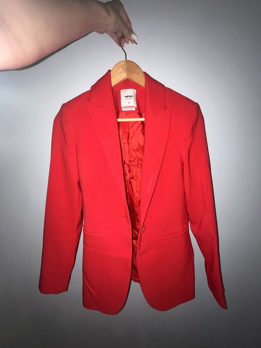 Пиджак красный