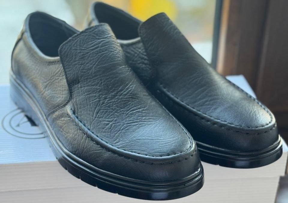 Продажа мужские туфли Salamander . 45 размер .Великан