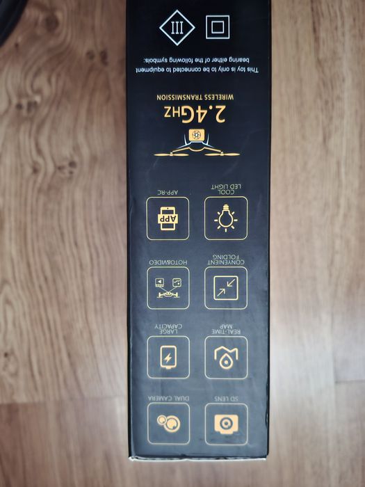 Drona  cu camera  E99 Pro nou la cutie + 2 baterii  si elici de rezerv