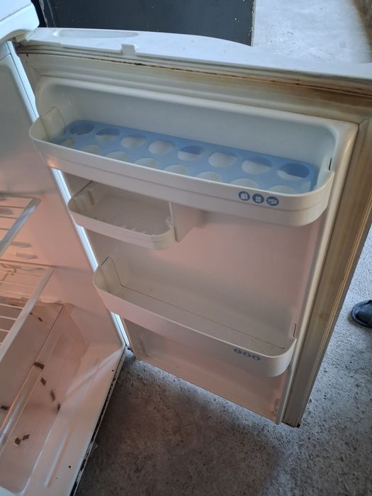 Холодильник LG б/у. Состояние хорошее