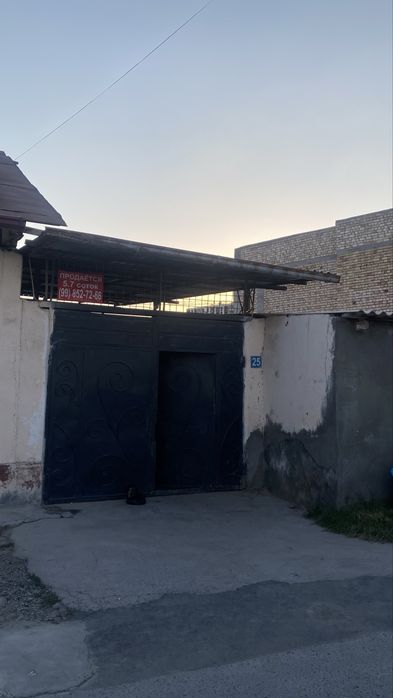 Uy sotladi yangihayot Tumani Xushnud mahalladi 5,7 sotik