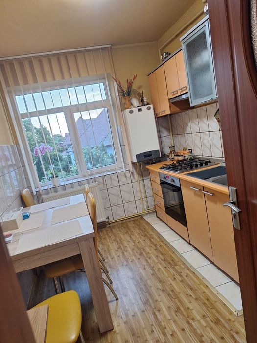 Vând apartament cu 2 camere, decomandat, ultracentral,  mobilat
