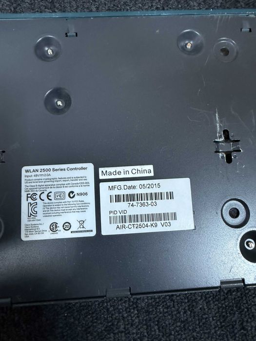 Pachet Cisco Wireless Controller 2504 + 8 Access Point-uri