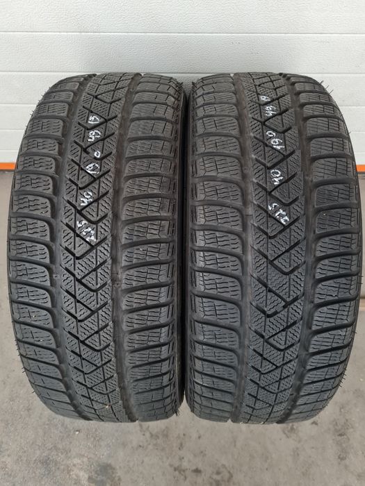 Зимни гуми 2 броя PIRELLI SottoZero3 225 40 R19 дот 4919