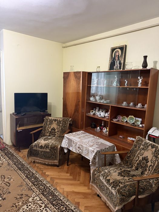 Vând garsonieră 28mp, zona Burdea (bulevardul cloșca) - Proprietar