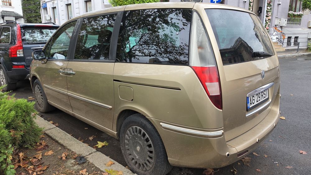 Lancia Phedra,2,2 diesel,piele,Navi,usi electrice