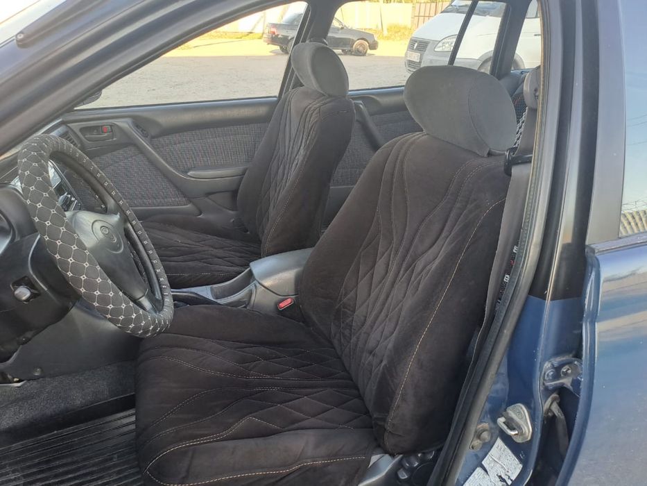 Toyota Carina E 1995
