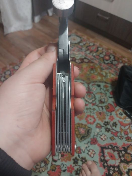 Охотничий топор.