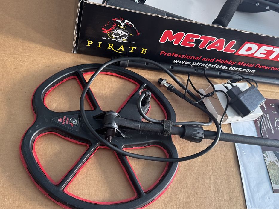 Металотърсач металдетектор Pirate Apolonia Silver Max