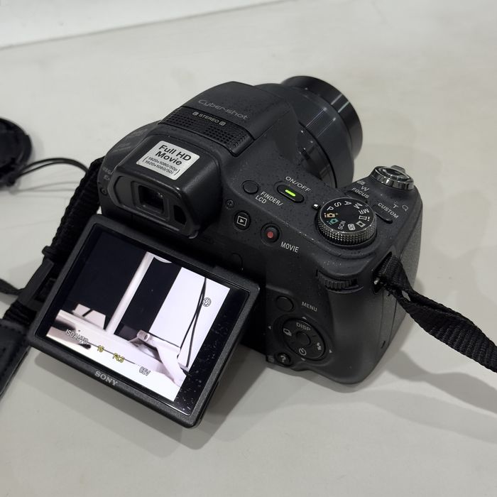 Sony Cybershot DSC-HX100V