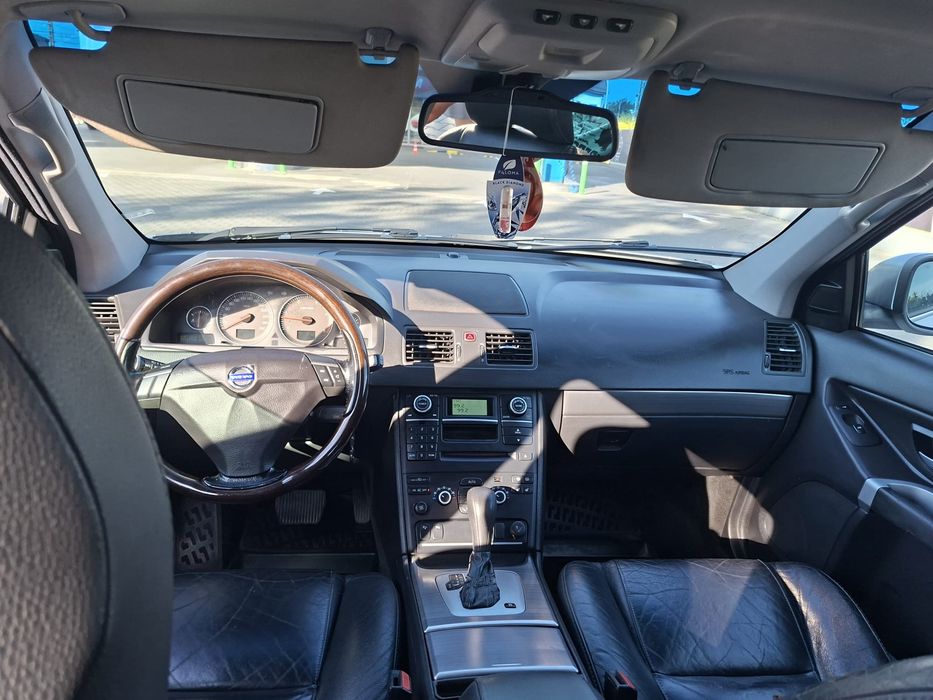 De vanzare VOLVO XC90 2007