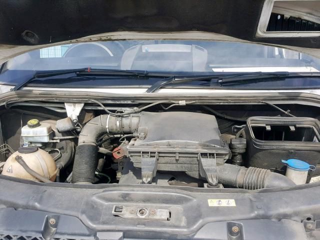 Dezmembrez Mercedes Sprinter 2.2 euro 5 2012 motor complet