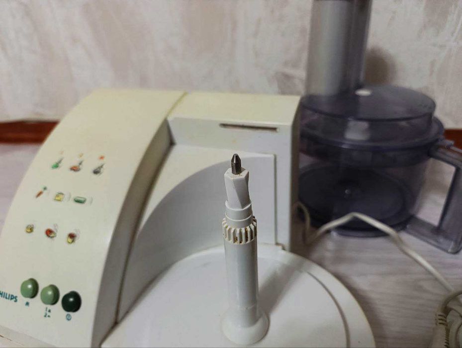 Кухонный комбайн Philips