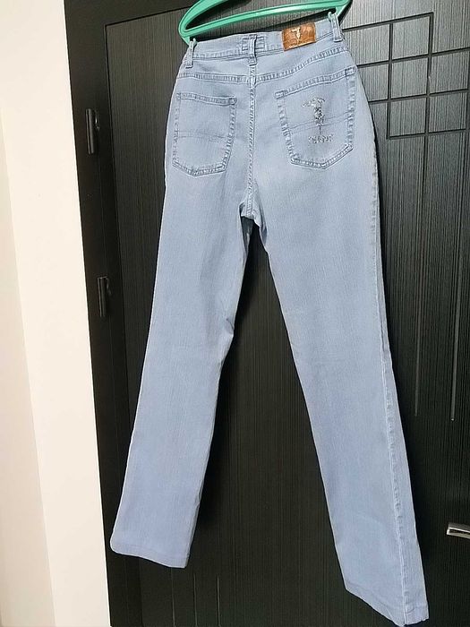 Оригинални летни дънки Trussardi