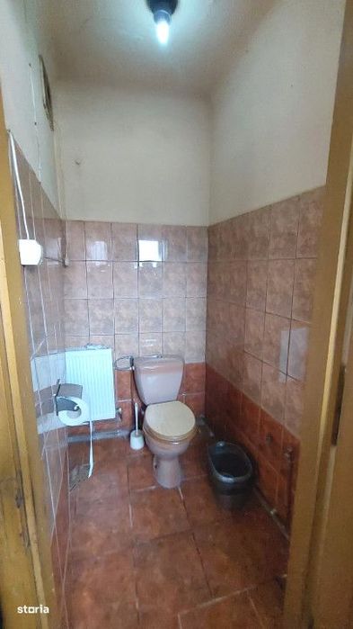 Apartament 5 camere la casa zona ultracentrala in Cisnadie