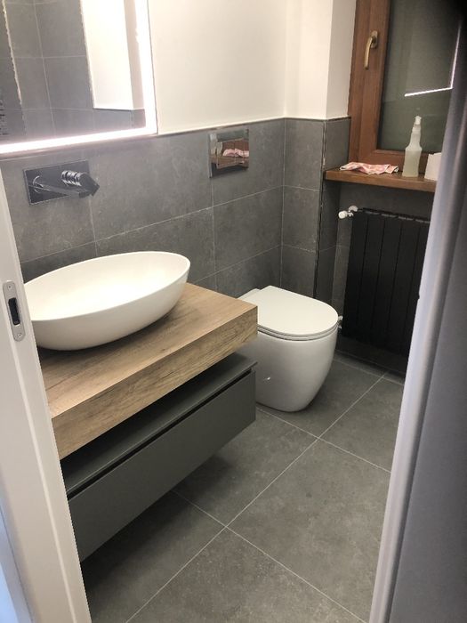 Executăm lucrări de renovare și amenajare interioară, de la intervenții punctuale până la renovări complete