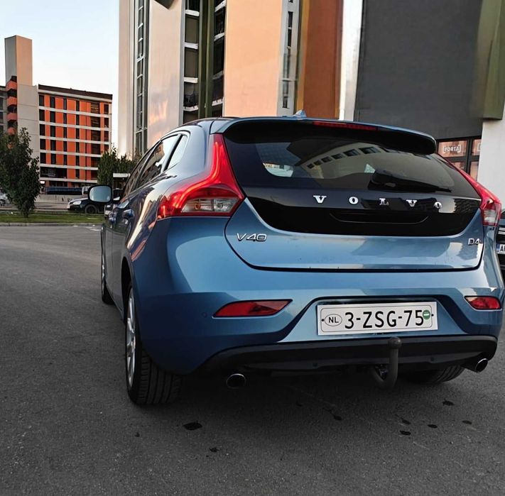 VOLVO V40 2015 — imagine 2